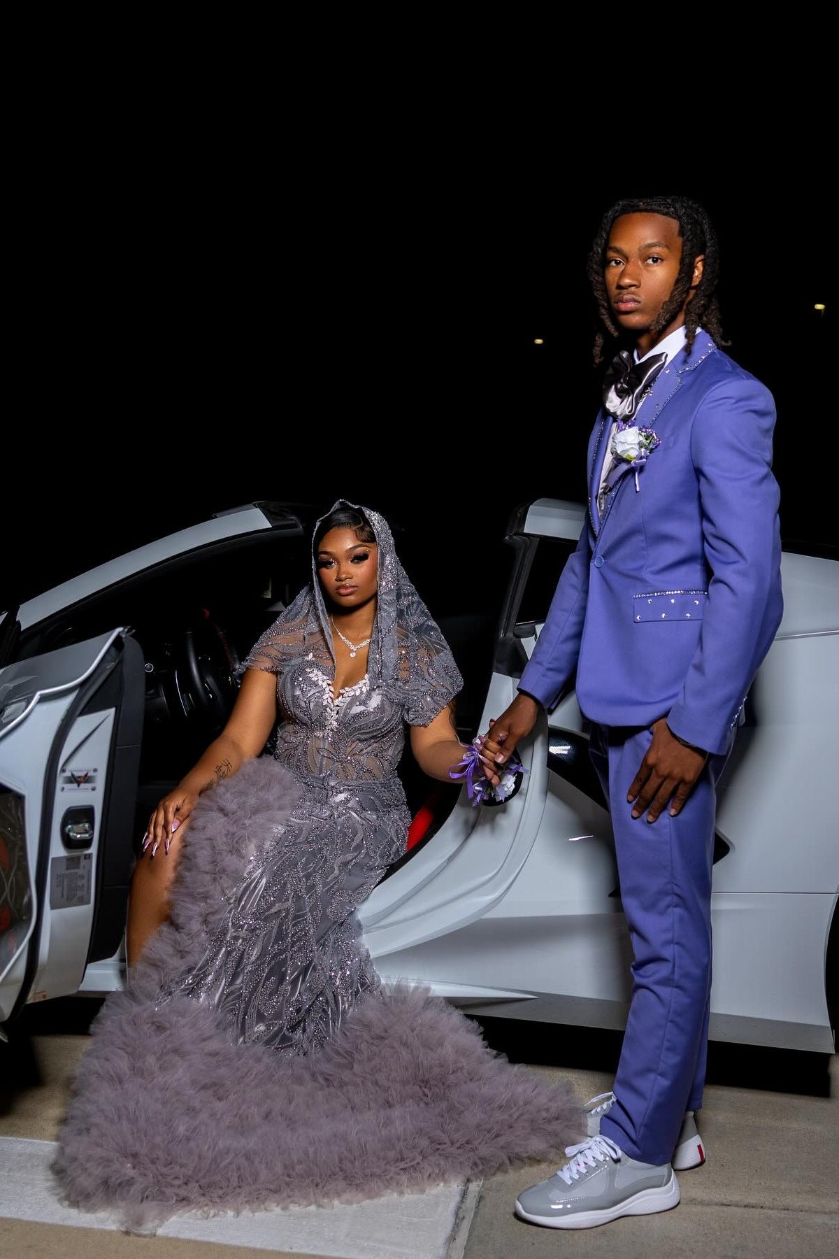 Dignified Silver Sweetheart Sequins Puffy Layers Prom Dresses With Scarf