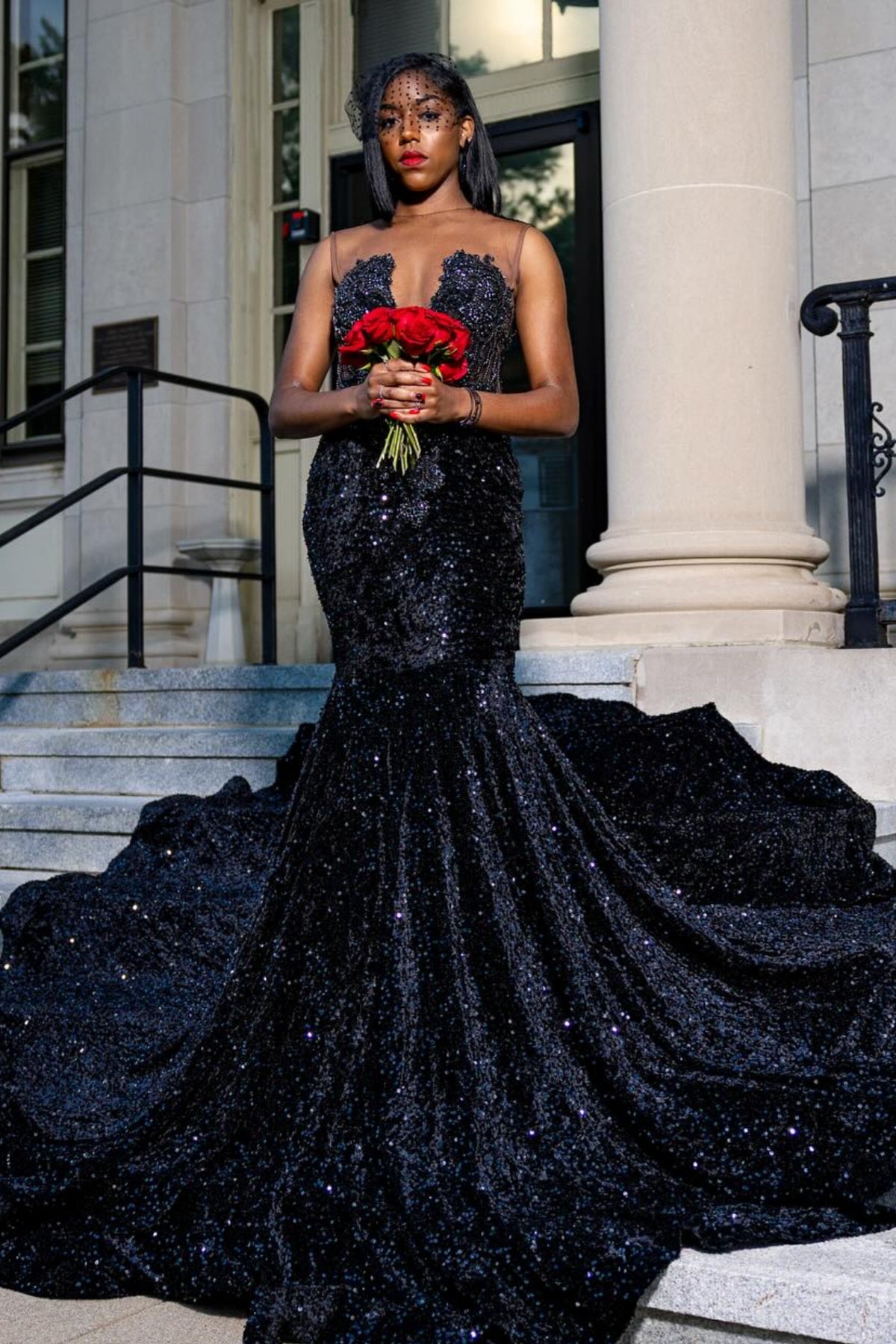 Elegant Black Jewel Mermaid Beadings Sequins Prom Dresses