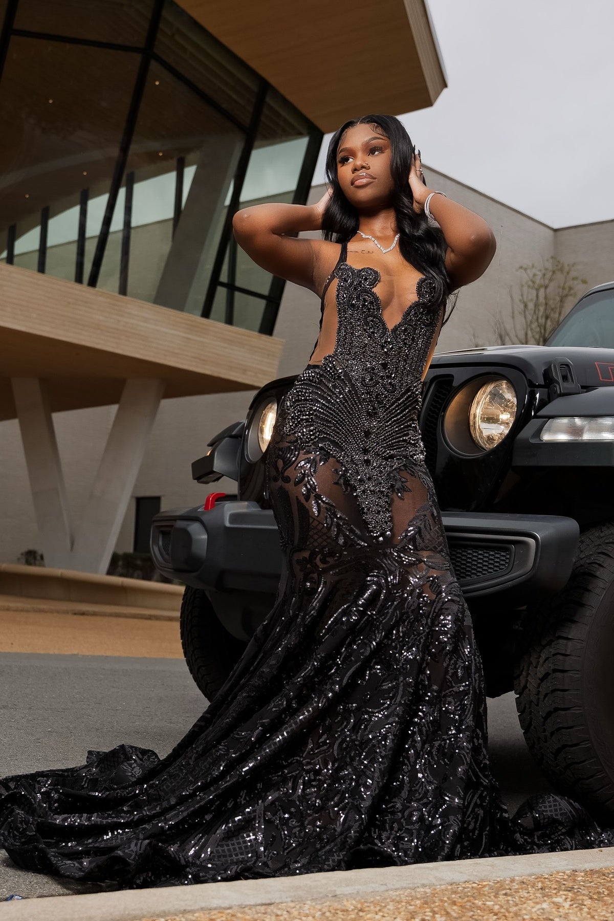 Exquisite Black Spaghetti Strap Mermaid Beadings Sequins Prom Dresses
