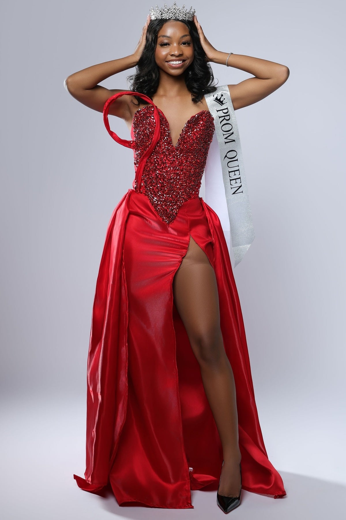 Gentle Red Sweetheart Side Slit A Line Prom Dresses With Beadings