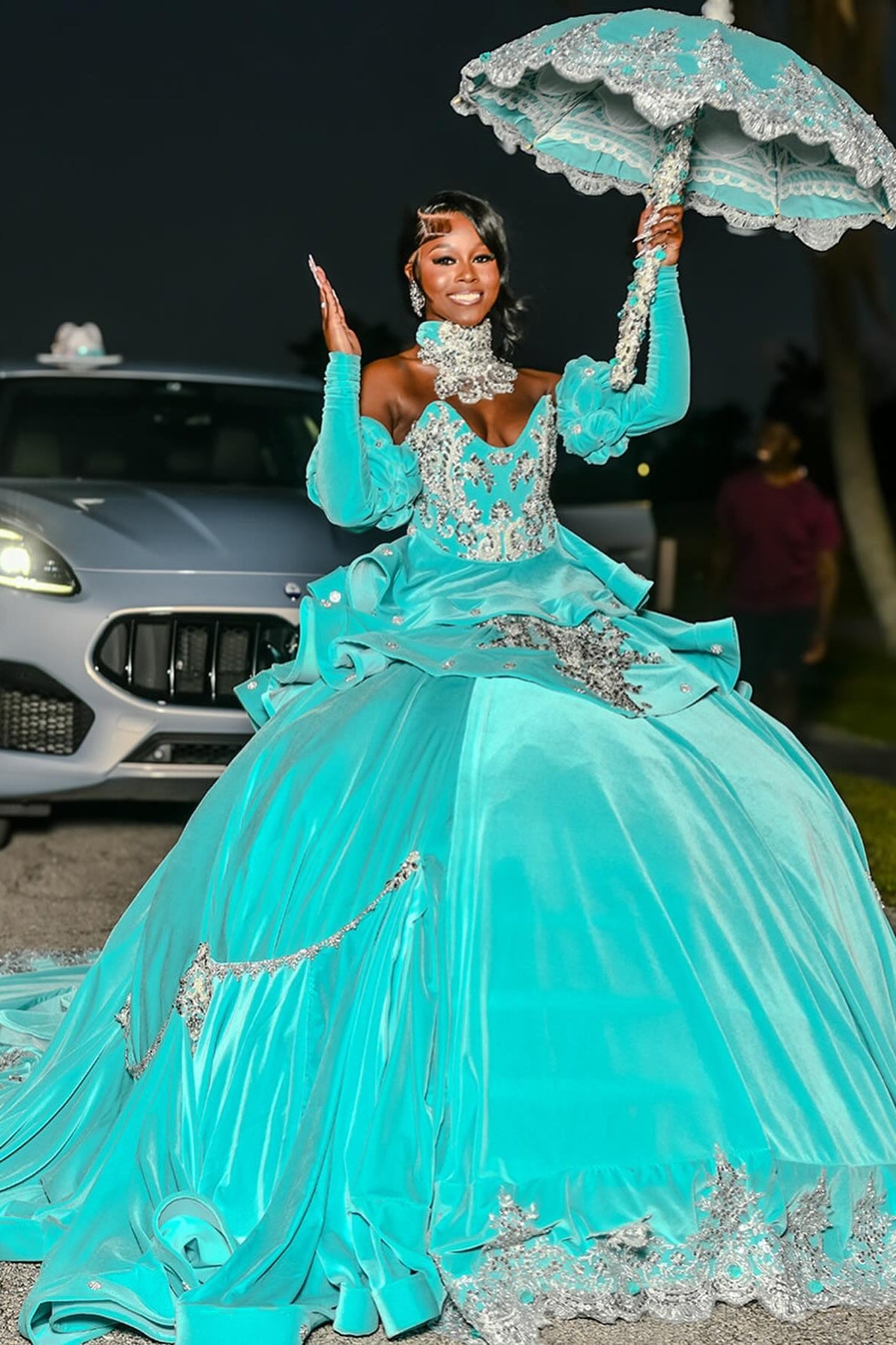 Wonderful Sky Blue Ball Gown High Neck Beadings Appliques Velvet Prom Dresses