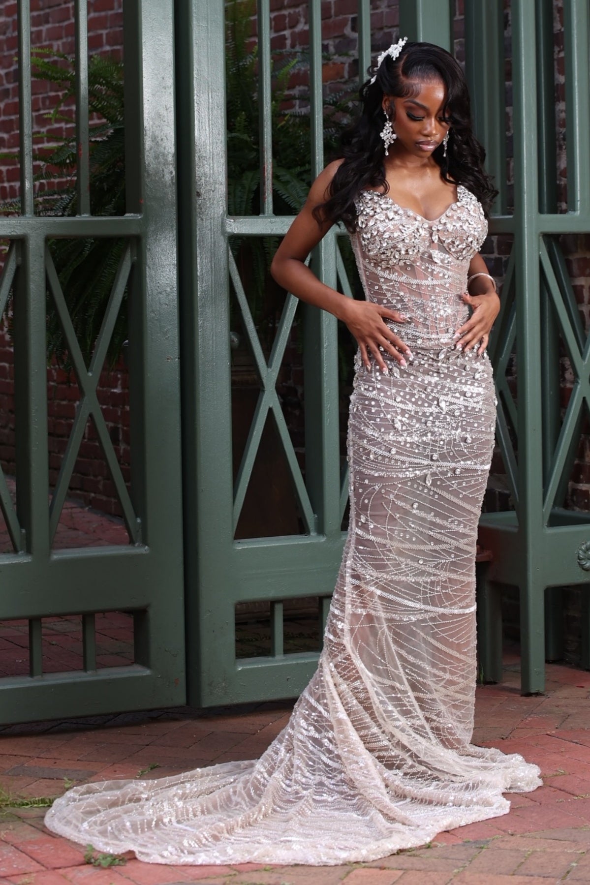 Chic Silver Sweetheart Sheath Sequins Tulle Prom Dresses With Crystal