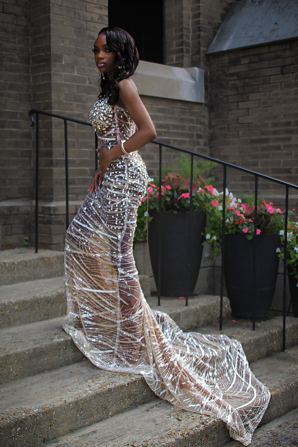 Chic Silver Sweetheart Sheath Sequins Tulle Prom Dresses With Crystal