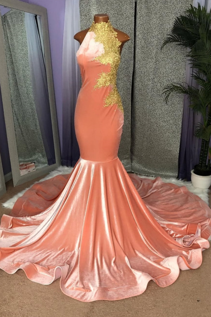 Chic Pink High Collar Velvet Mermaid Prom Dresses With Gold Appliques