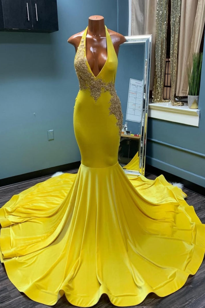 Trendy Yellow Velvet Halter Mermaid Prom Dresses With Silver Beadings