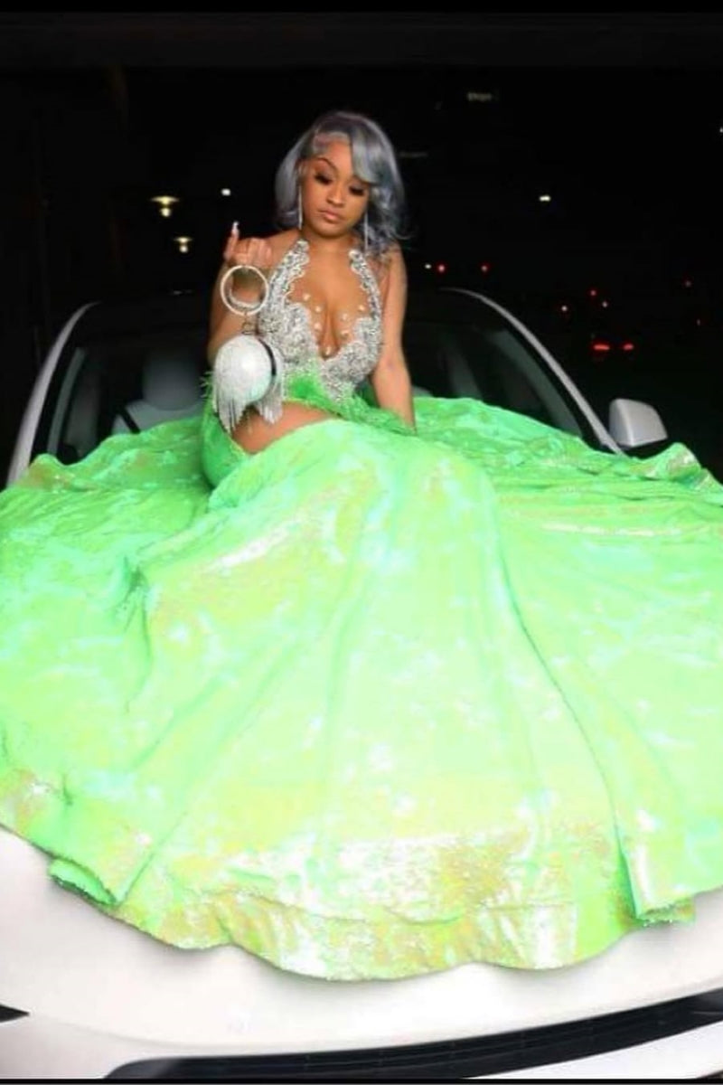 Beautiful Green Sequins Scoop Silver Beadings Mermaid Prom Dresses With Feathers