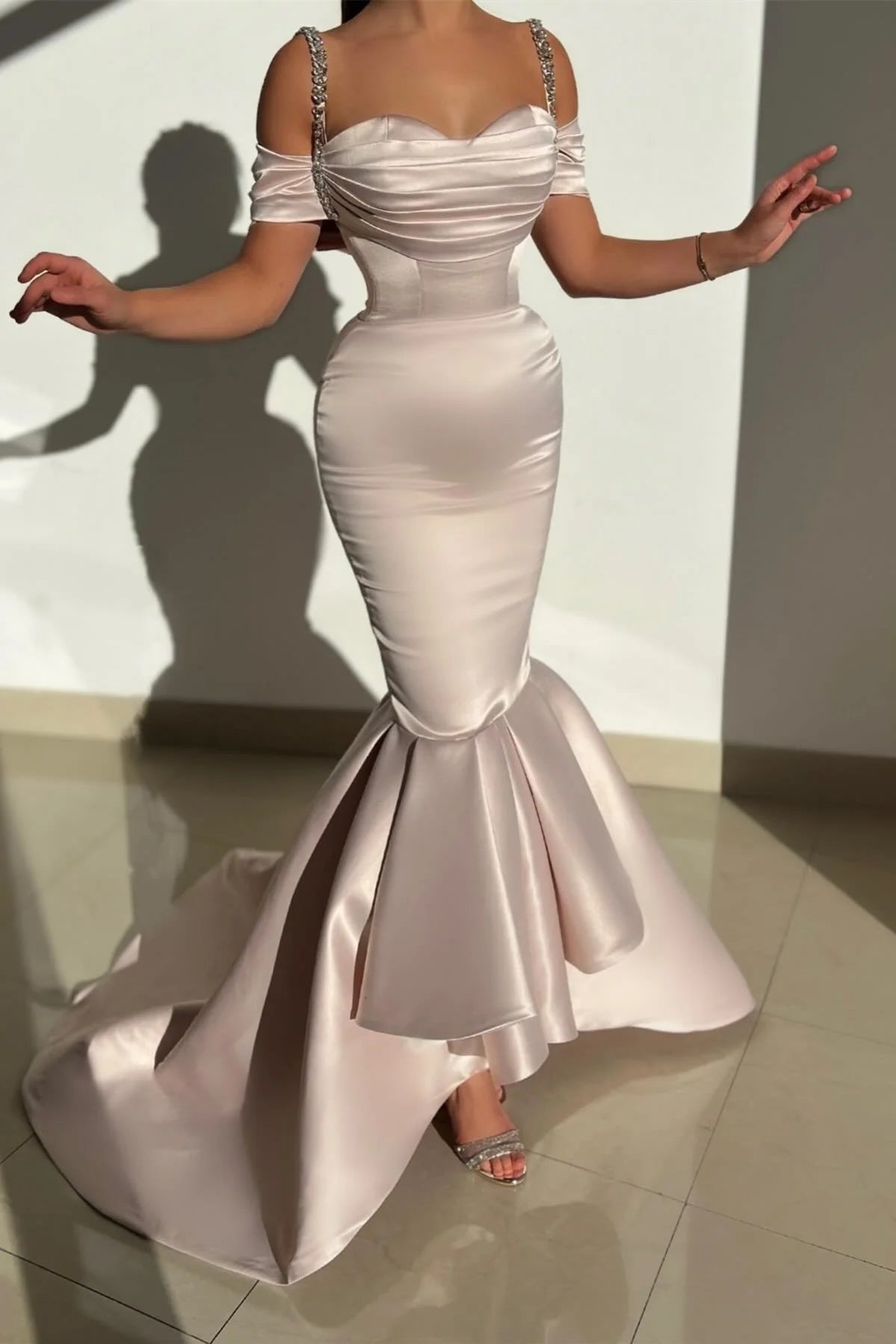Charming Sweetheart Mermaid Satin Beadings Evening Dresses
