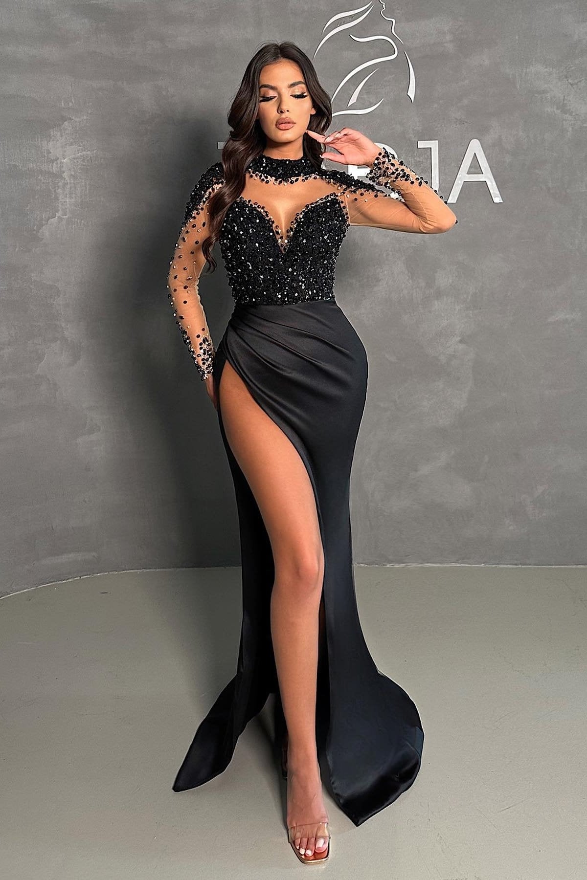 Gentle Black Beadings Jewel Long Sleeves High Split Evening Dresses