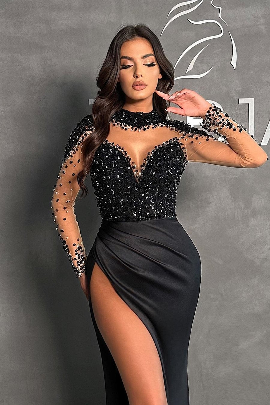 Gentle Black Beadings Jewel Long Sleeves High Split Evening Dresses