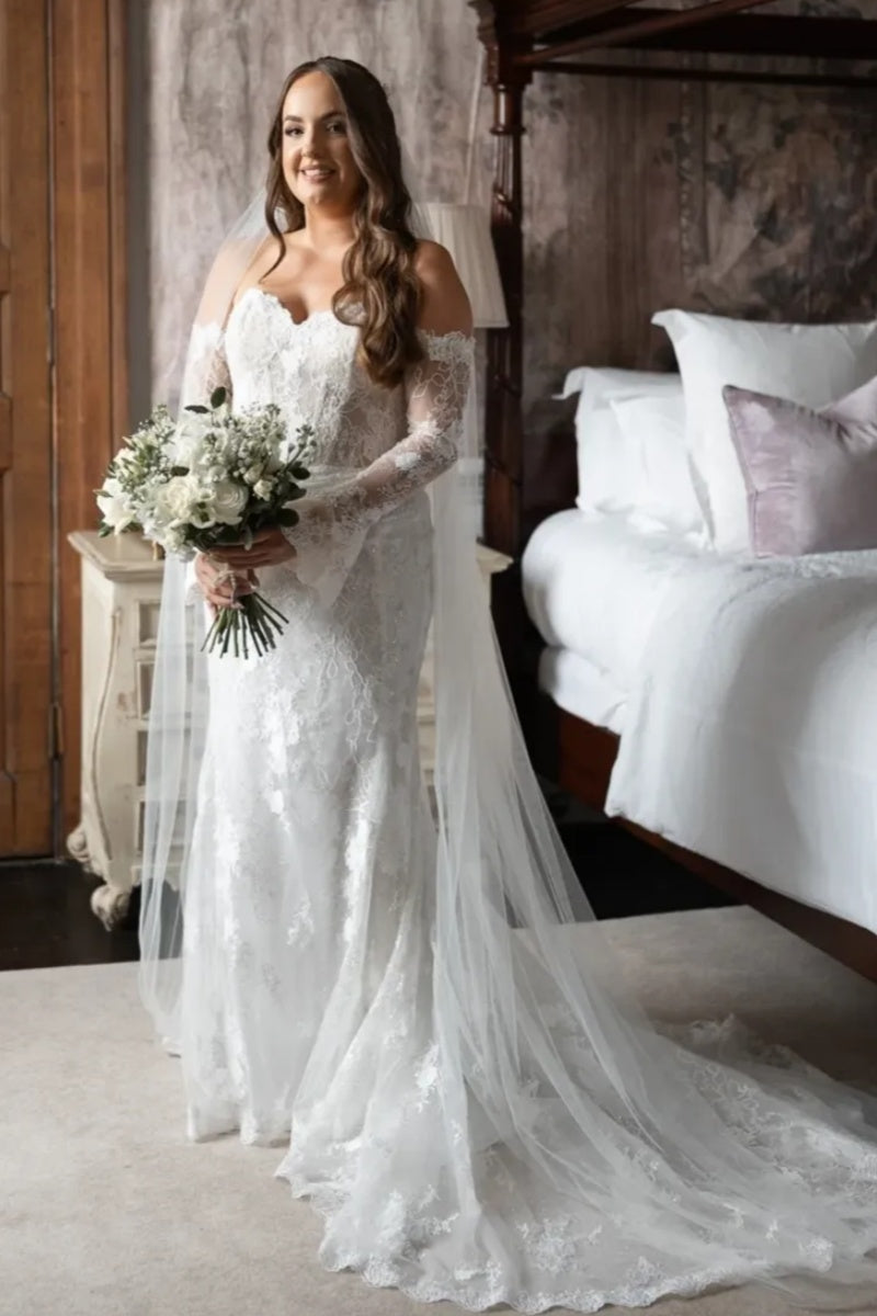 Strapless Lace Mermaid Wedding Dresses With Gloves