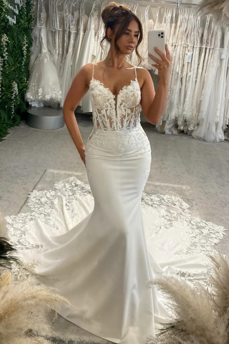 Wonderful Spaghetti Strap Backless Mermaid Wedding Dresses With Appliques