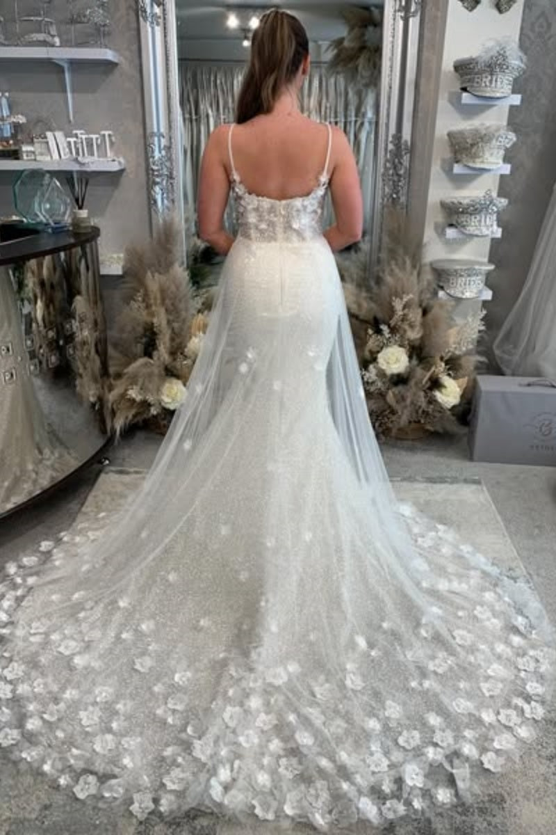 Spaghetti Strap Sequins Backless Mermaid Wedding Dresses With Appliques