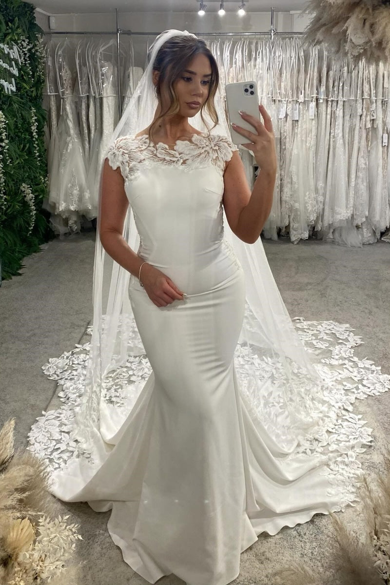 Generous Jewel Soft Satin Sleeveless Mermaid Wedding Dress With Appliques