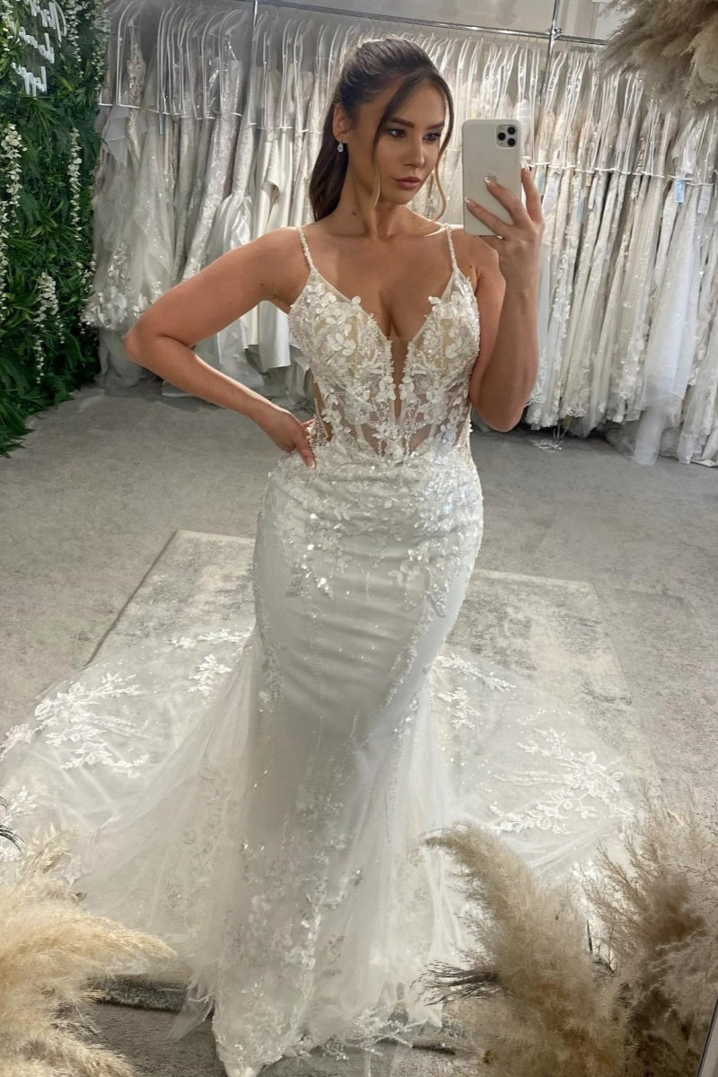 Charming Spaghetti Strap Tulle Mermaid Backless Wedding Dresses With Appliques