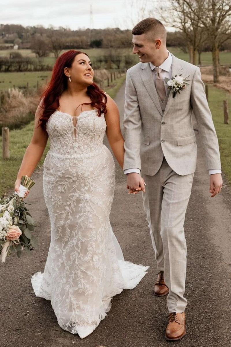Gentle Spaghetti Strap Lace Mermaid Plus Size Wedding Dresses