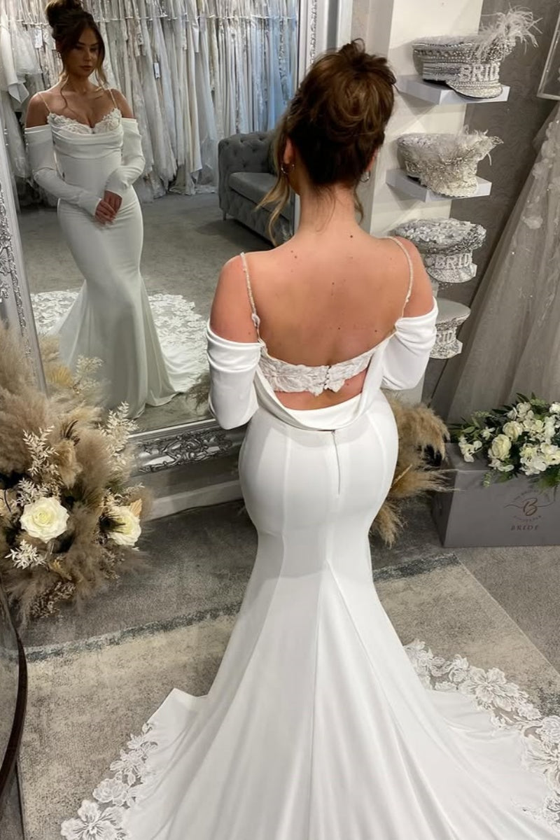 Wonderful Spaghetti Strap Soft Satin Appliques Mermaid Wedding Dresses With Sleeves