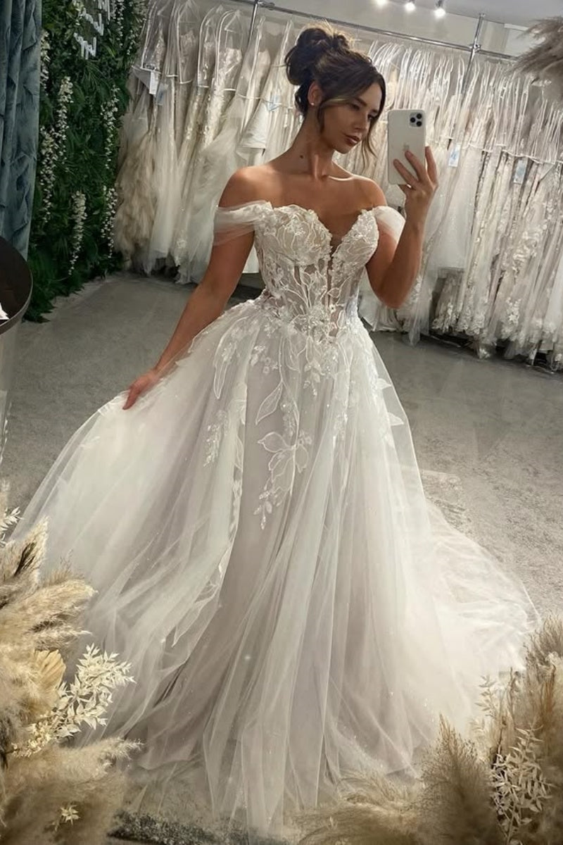 Nectarean Portrait Tulle A-Line Wedding Dresses With Appliques