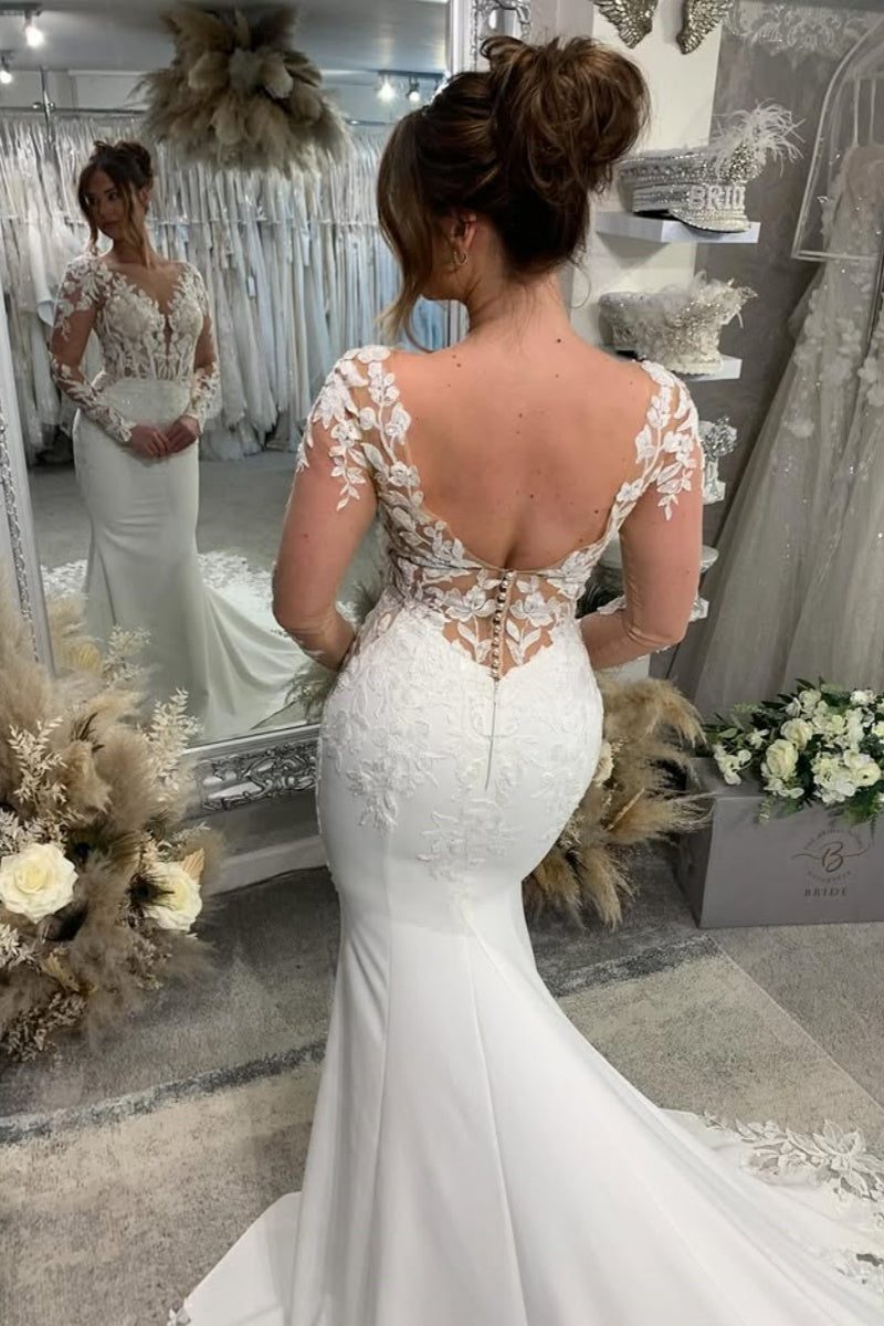 Generous V-Neck Long Sleeves Soft Satin Mermaid Wedding Dresses With Appliques