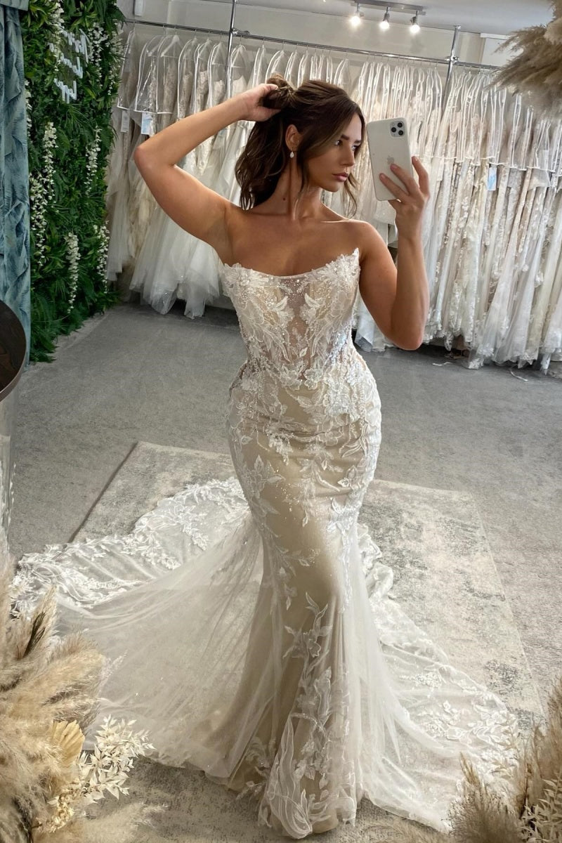 Ivory Strapless Mermaid Open Back Wedding Dresses With Appliques