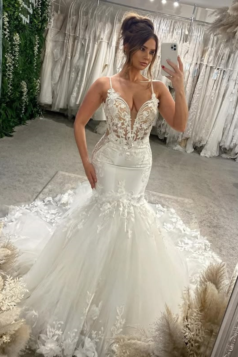 Modern Spaghetti Strap Tulle Lace Up Mermaid Wedding Dresses With Appliques