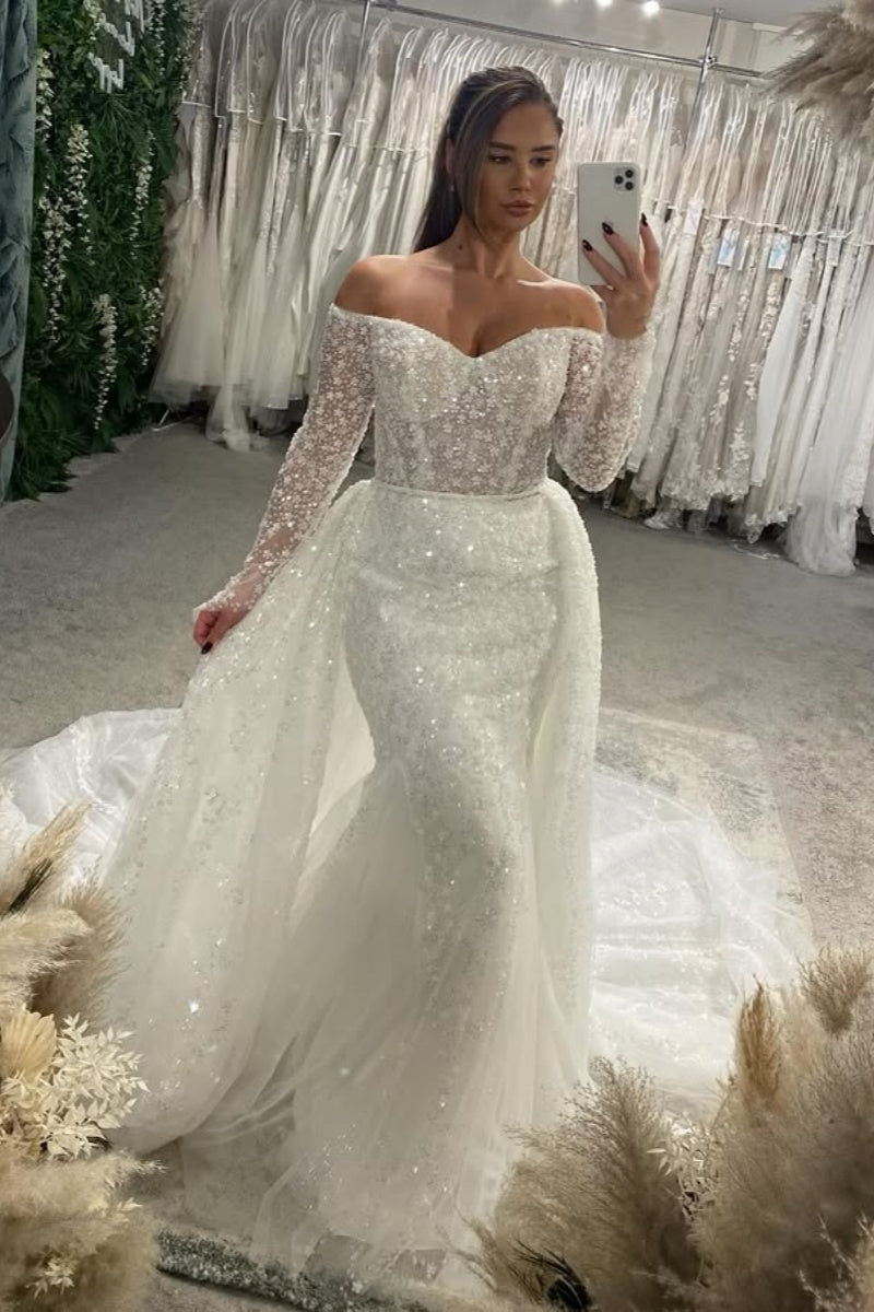 Modern Off-The-Shoulder Appliques Detachable Train Wedding Dresses With Beadings