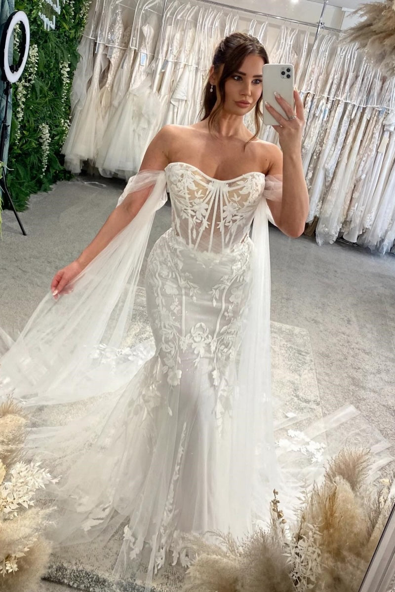 Generous Off-The-Shoulder Appliques Lace Mermaid Wedding Dresses
