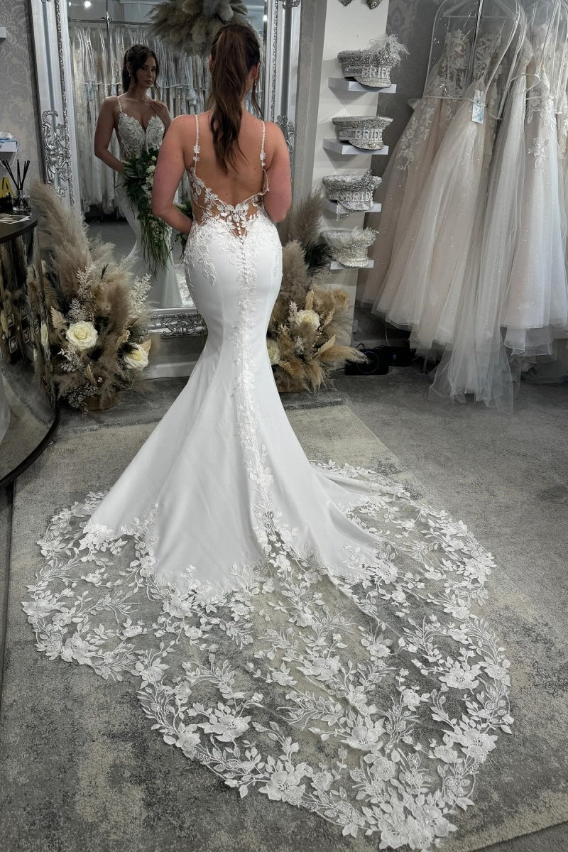 Gentle Spaghetti Straps Appliques Lace Mermaid Wedding Dresses With Beadings