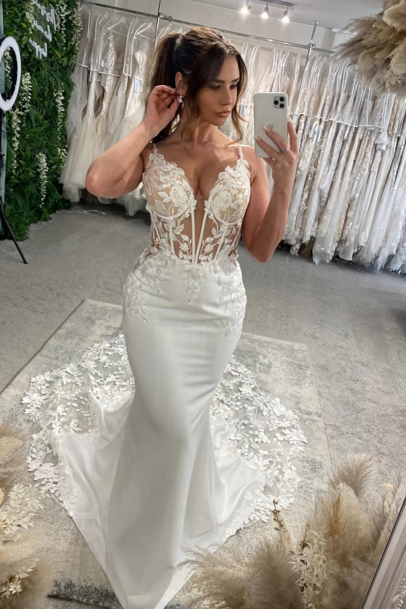 Gentle Spaghetti Straps Appliques Lace Mermaid Wedding Dresses With Beadings