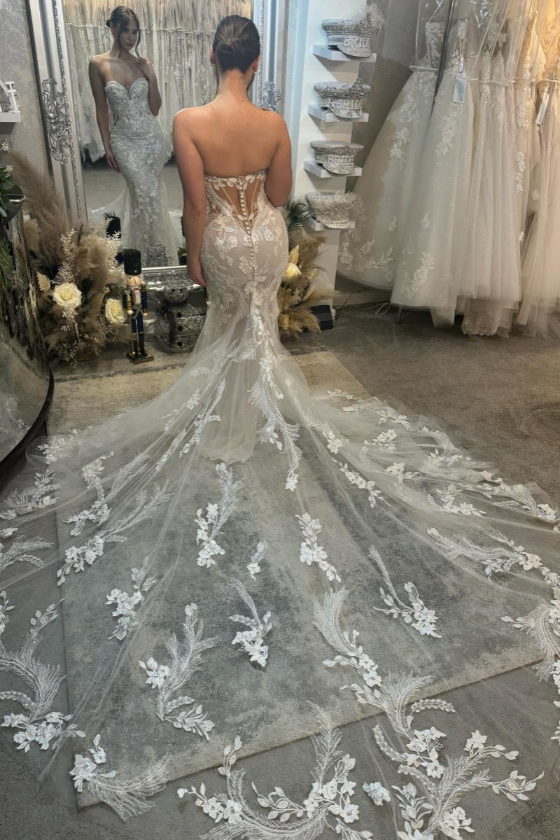 Sexy Sweetheart Tulle Mermaid Wedding Dresses With Appliques