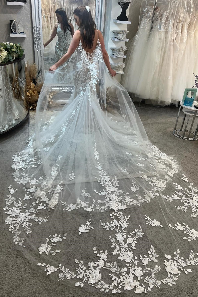 Lovely Tulle Appliques Spaghetti Straps Mermaid Wedding Dresses