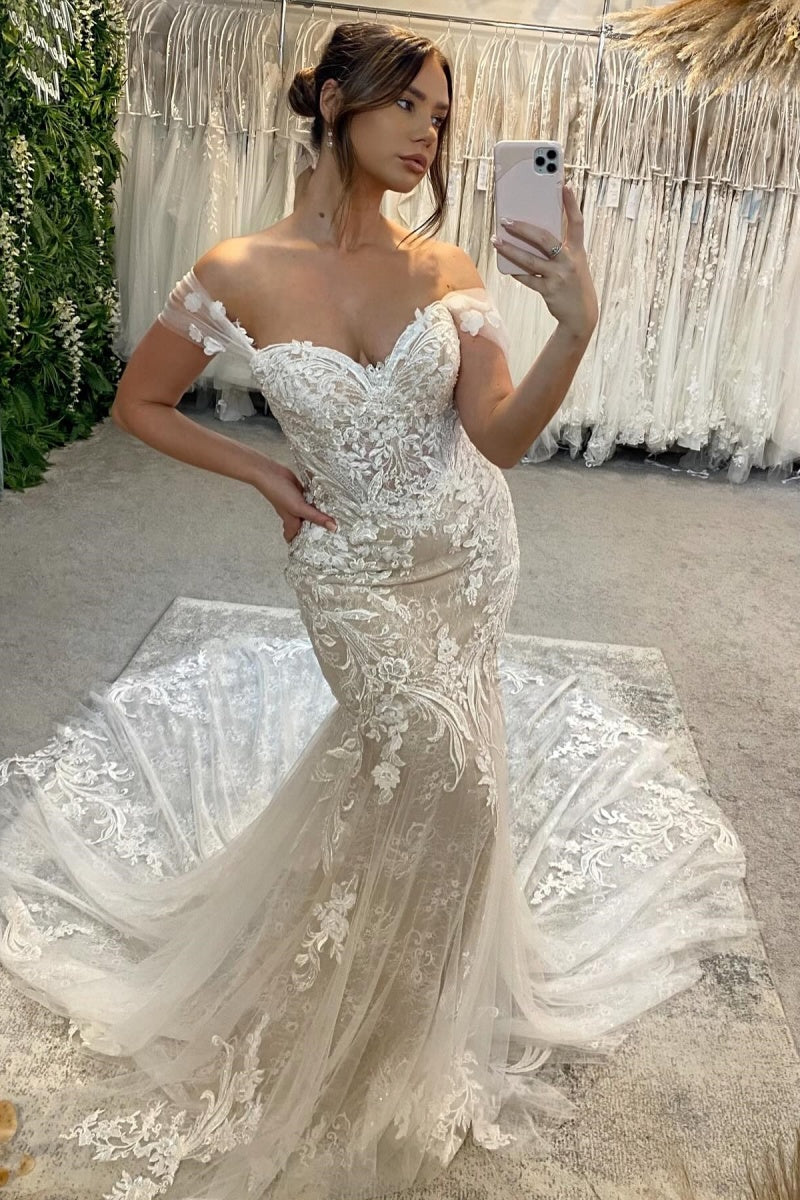 Exquisite Off-The-Shoulder Lace Appliques Mermaid Wedding Dresses
