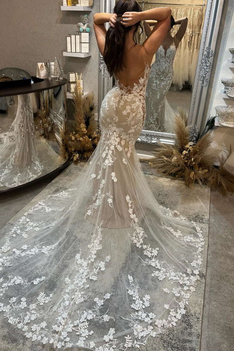 Gentle V-Neck Appliques Lace Mermaid Wedding Dresses