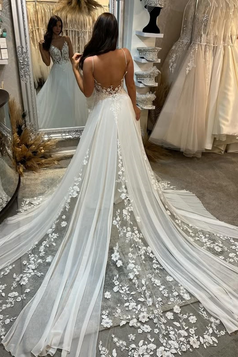 Charming Chiffon Spaghetti Straps Tulle Appliques A-Line Wedding Dresses