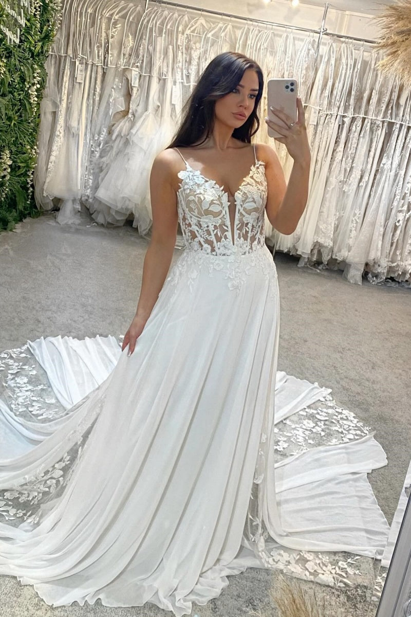 Charming Chiffon Spaghetti Straps Tulle Appliques A-Line Wedding Dresses