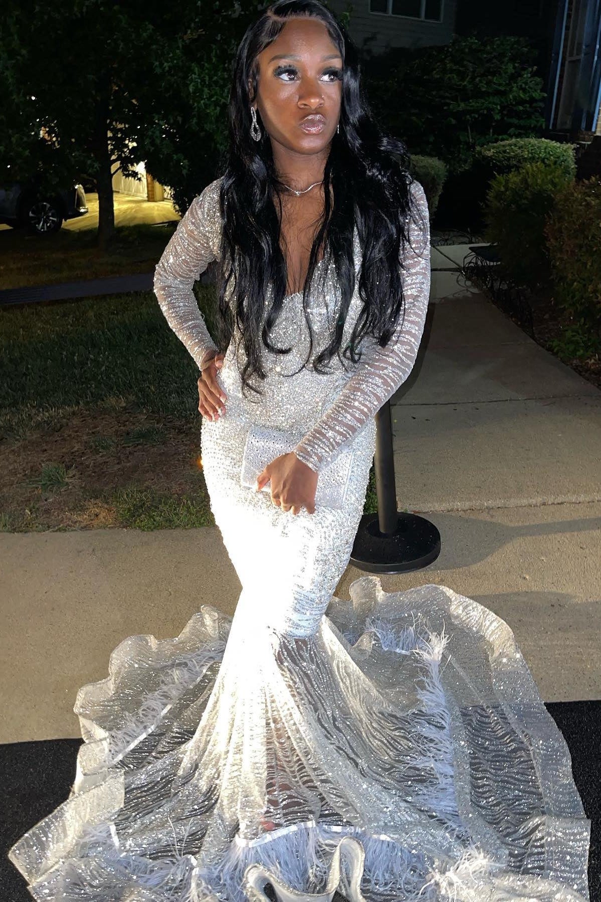 Mild White V-Neck Long Sleeves Sequins Mermaid Prom Dresses