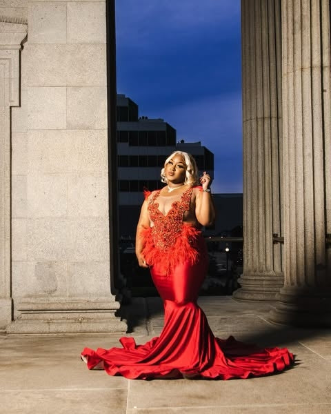 Handsome Red Jewel Beadings Mermaid Prom Dresses With Feathers