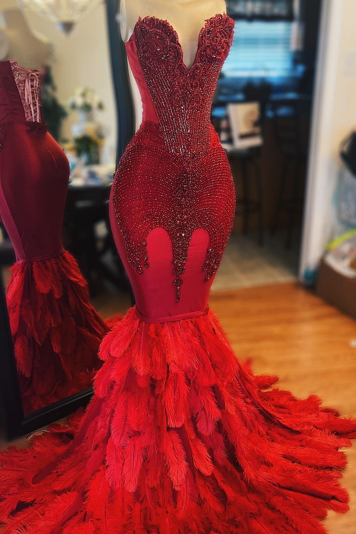 Glamorous Red Sweetheart Beadings Mermaid Prom Dresses With Feathers