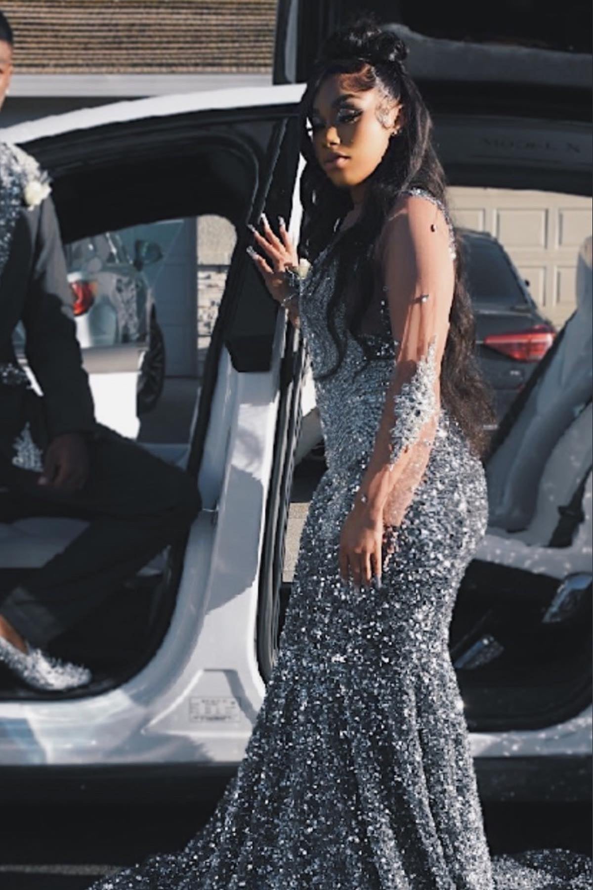 Intellectuality Silver Jewel Long Sleeves Beadings Mermaid Prom Dresses