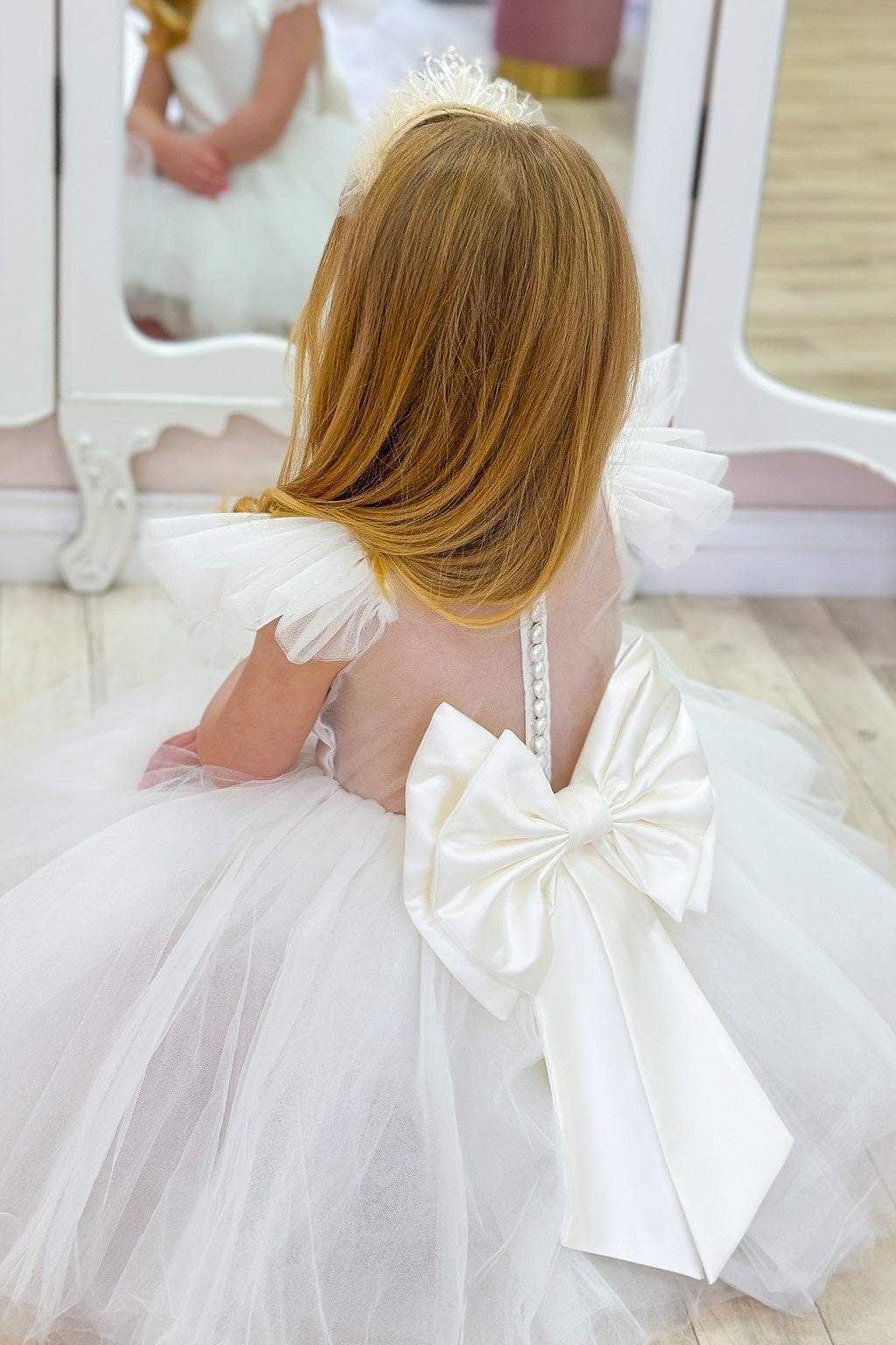 Chic Jewel Ball Gown Beadings Flower Girl Dresses With Bow-knot