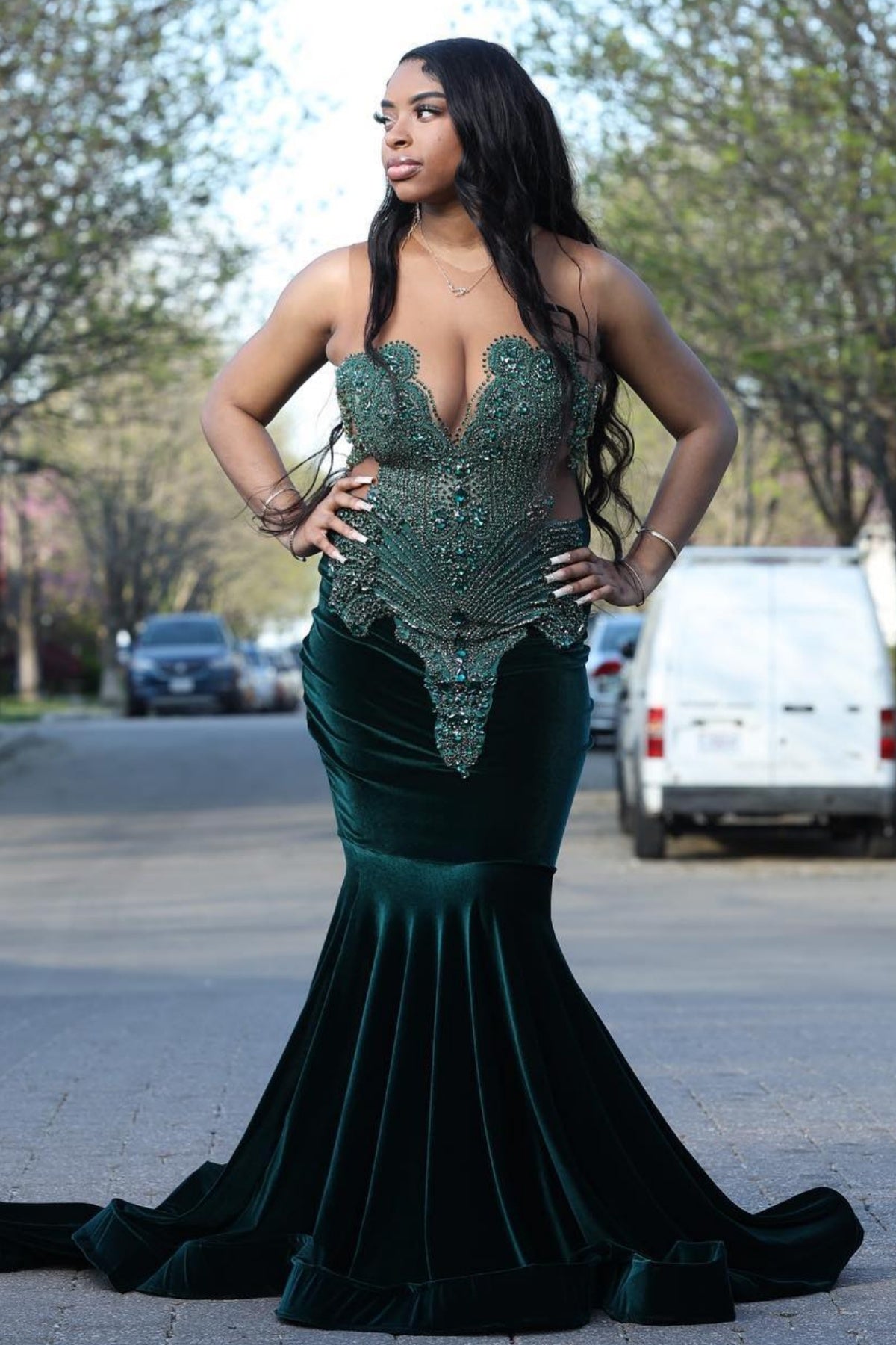 Elegant Dark Green Velvet V-Neck Beadings Mermaid Prom Dresses