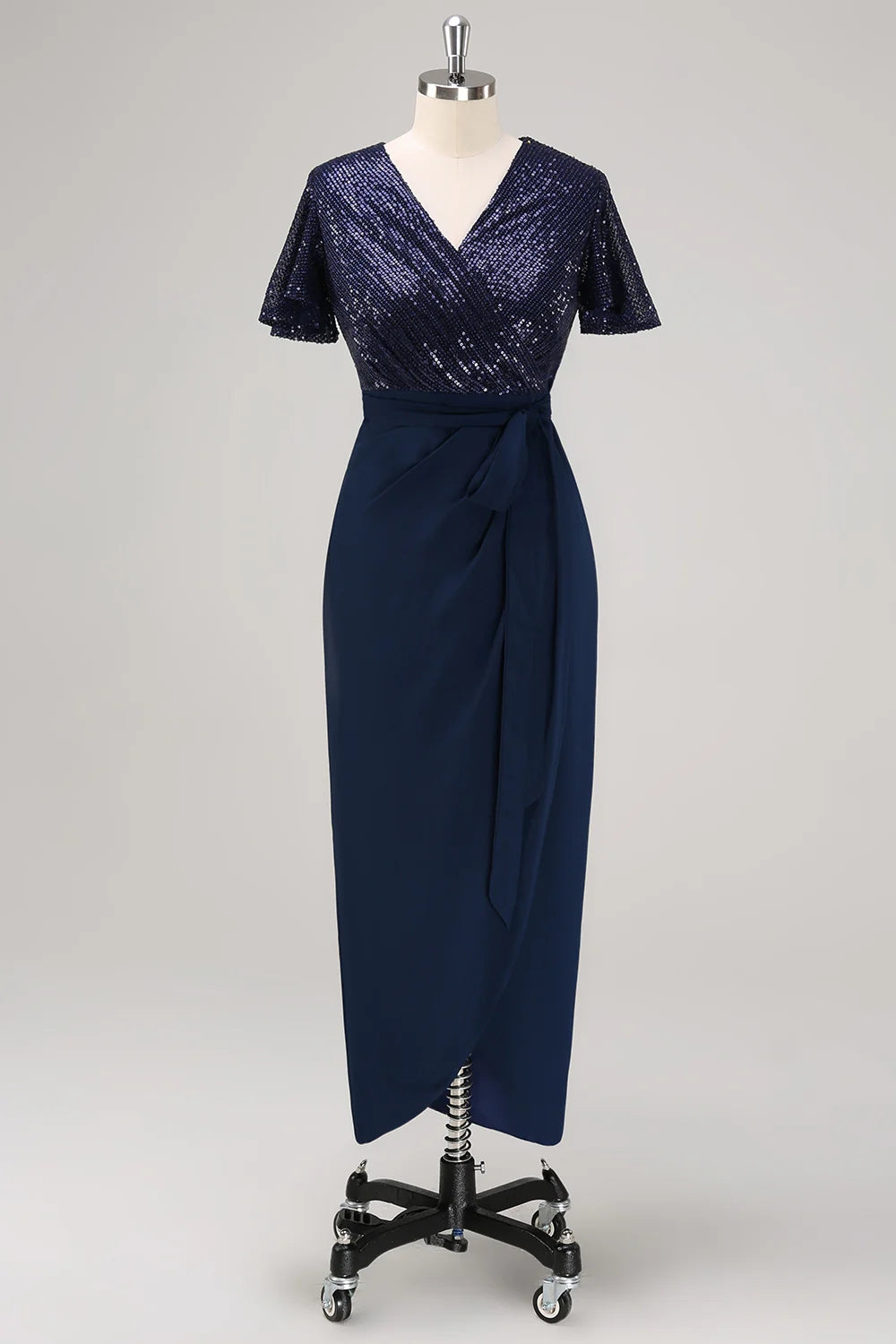 Wonderful Dark Navy Chiffon V-Neck Mother Of The Bride Dresses With Beadings