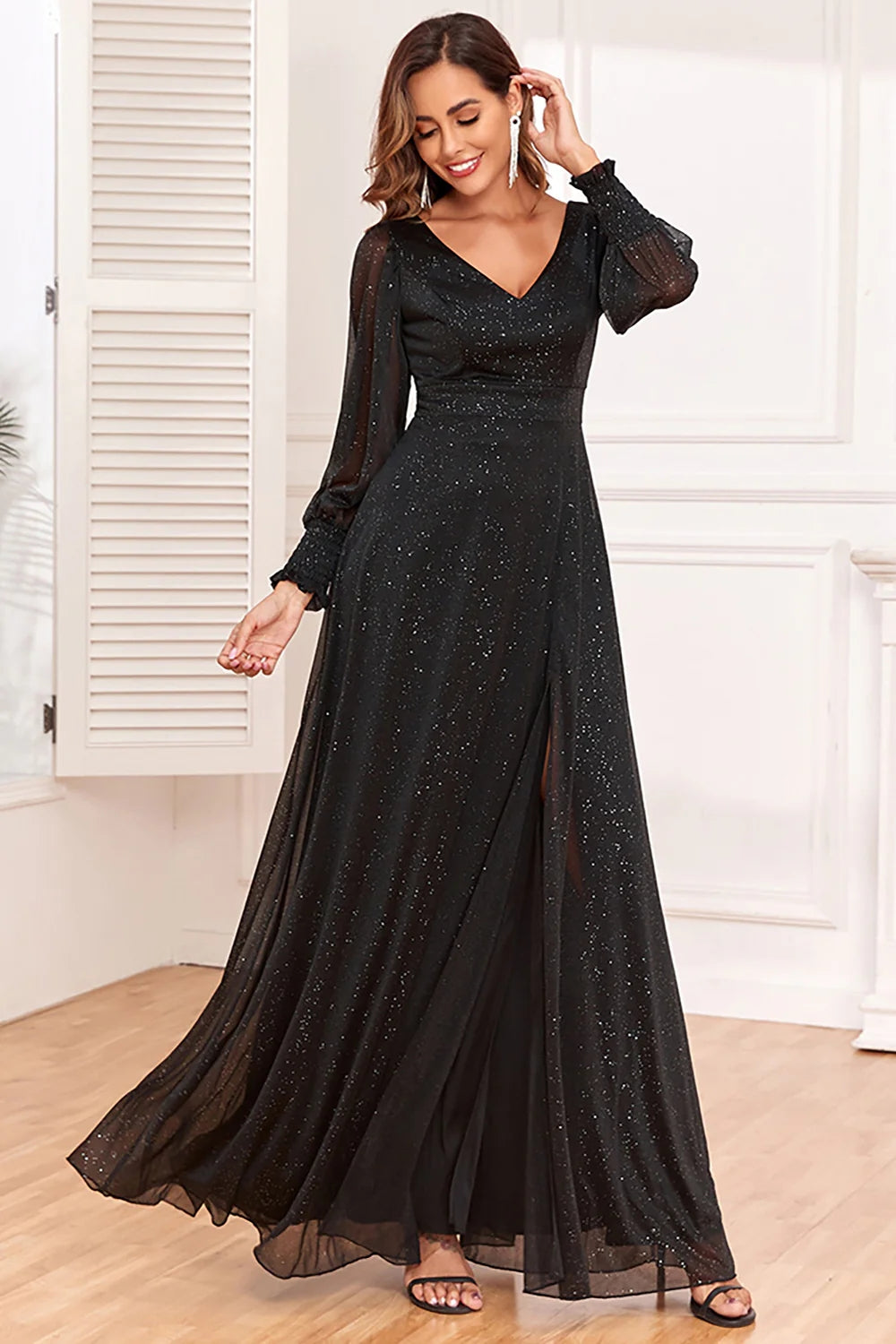 Classical Black V-Neck Sequins Side Slit Mother Of The Bride Dresses