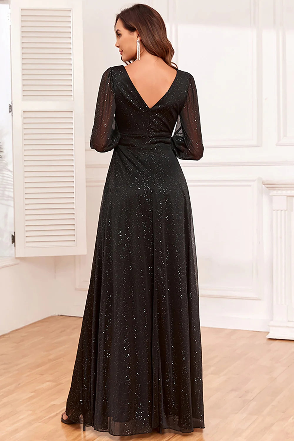 Classical Black V-Neck Sequins Side Slit Mother Of The Bride Dresses