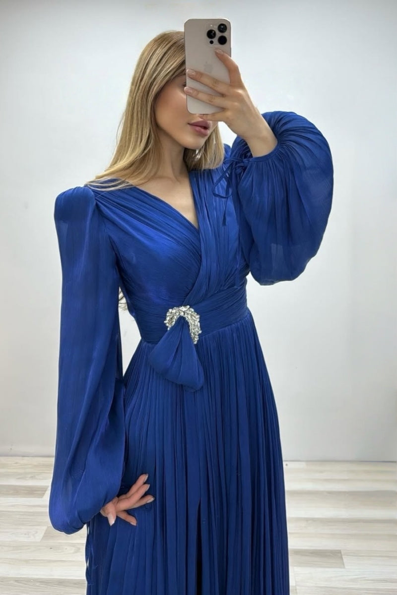 Honorable Royal Blue Chiffon Evenings Dresses With Beadings