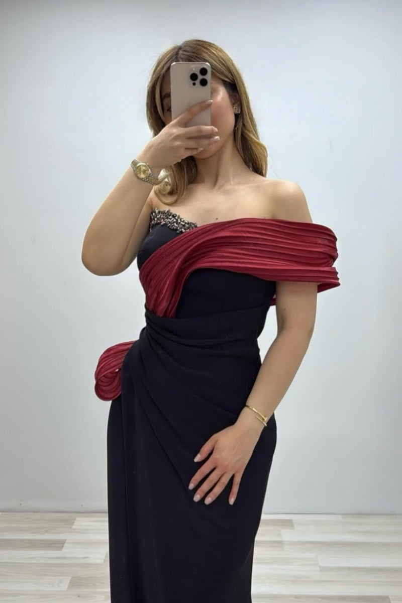 Mild Black Sleeveless Evenings Dresses With Beadings