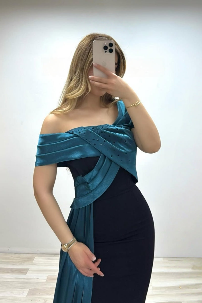 Elegant Black And Teal Evenings Dresses With Beadings