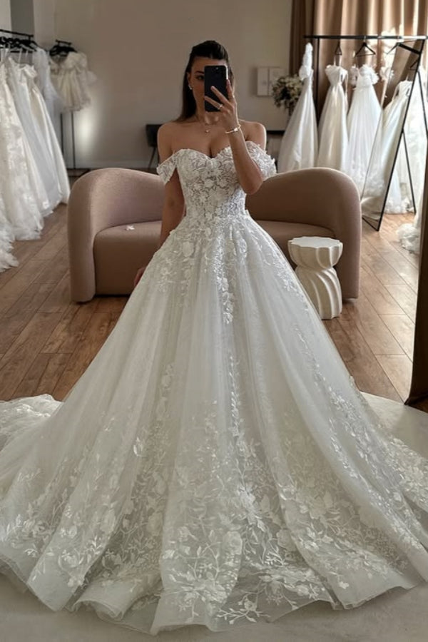 Chic Off-The-Shoulder Appliques Ball Gown Wedding Dresses