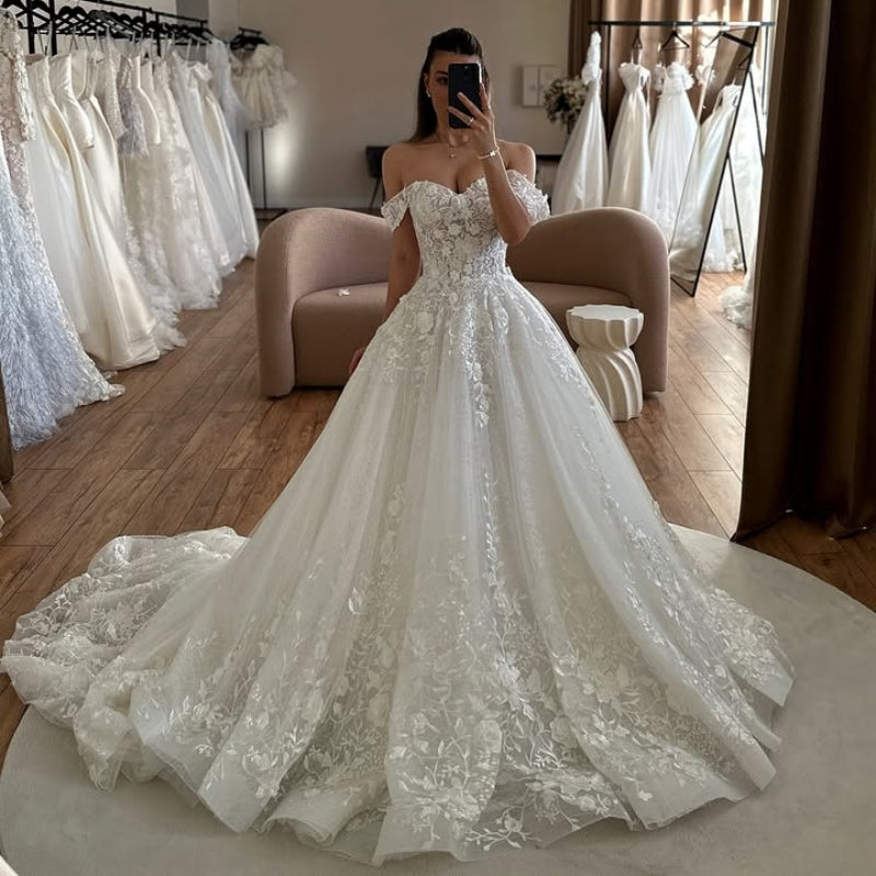 Chic Off-The-Shoulder Appliques Ball Gown Wedding Dresses