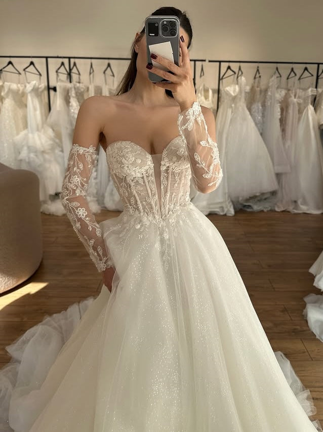 Sparkle Sweetheart Appliques Ball Gown Wedding Dresses With Lace Glove