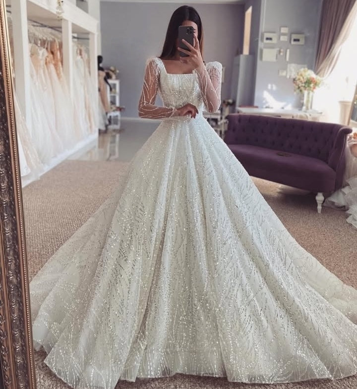 Sparkle Square Long Sleeves Lace Ball Gown Wedding Dresses With Ruffles
